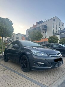 Opel Astra J 2015 1.6. 85kw - 2