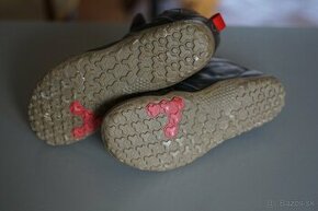 Vivobarefoot tracker 42 - 2