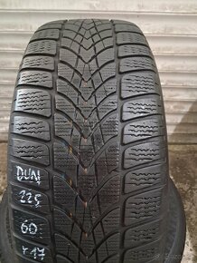 Dunlop zimné 225/60/R17 - 2