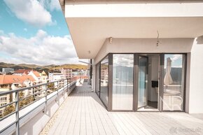 NEWCASTLE⏐PRENÁJOM - Luxusný penthouse na 6/6. poschodí - 2