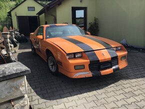 Prodam Chevrolet Camaro 2,8i Rv.1988 Strikacka - 2