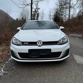 Volkswagen Golf GTD 2.0 TDi - 2