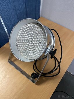 Predám eurolite LED PAR-64 RGB Spot - 2