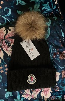 Čiapka Moncler rôzne farby - 2