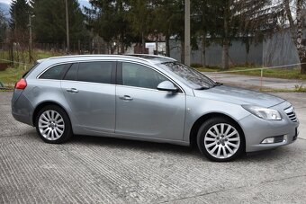 OPEL INSIGNIA 2,O TURBO BENZIN 4X4 - 2