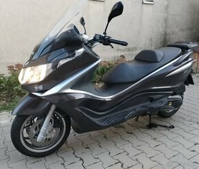 Piaggio x10 350cm3 2015 31 tis km - 2