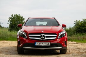 Mercedes-Benz GLA 200 d - 2