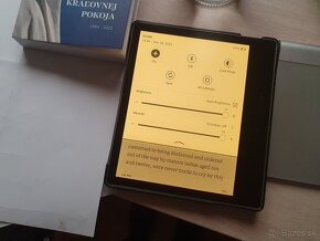 Predám čítačku kníh Amazon Kindle Oasis 3 (10. gen.) 32 GB - 2