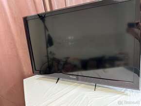 Samsung TV LE46C550 - 2