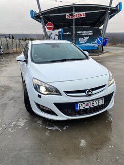 Opel Astra NOTCHBACK TURBO 1.4 103kw, r.v. 2013 - 2