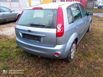 Ford Fiesta 1.3 - 2