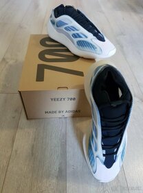 Yeezy 700 V3 Kyanite - 2