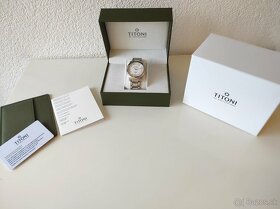 Švajčiarske hodinky TITONI - 2