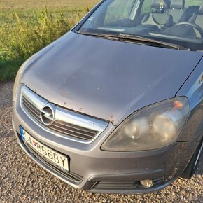 Opel Zafira 1.9 CDTi - 2