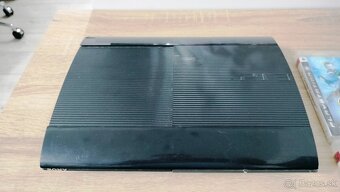 PS3 SuperSlim 500GB + 6 originálnych hier - 2