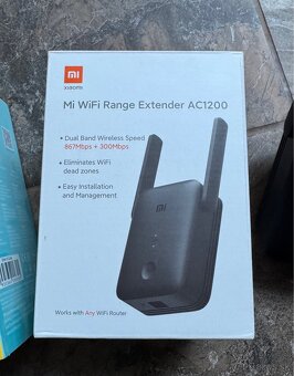 Predám Xiaomi Mi Wi-Fi Range Extender AC1200 - 2