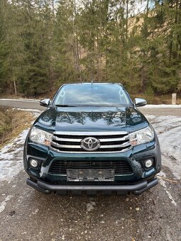 TOYOTA HILUX DC 2.4 D-4D 4X4 MANUAL - 2