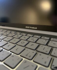 Asus Vivobook Go 15 | Notebook | - 2