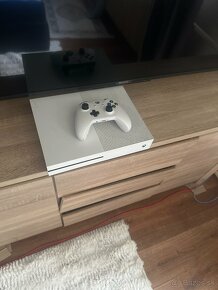 Predám xbox one S - 2