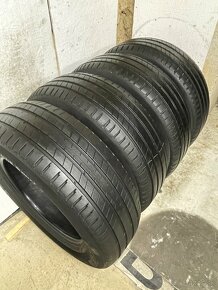 Michelin 235/65 R17 4x=80€ - 2