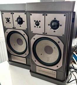 Grundig M800 - 2