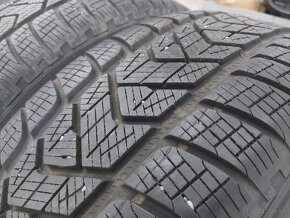 215/65R17 PIRELLI zimne pneumatiky SUV - 2