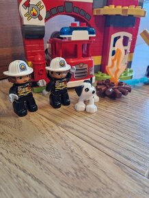 Lego duplo Hasicska stanica - 2