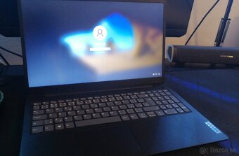 Lenovo V15 G2-ALC - 2