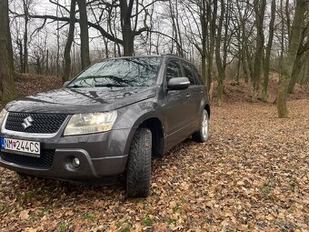 Suzuki Grand Vitara 2.4 benzín - 2