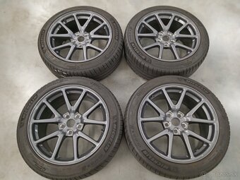 Predam letne ALU 5x114,3 R18 8,5J ET40 ORIGINAL TESLA - 2