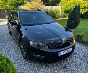 ŠKODA OCTAVIA COMBI III 2.0 TDI RS DSG - 2