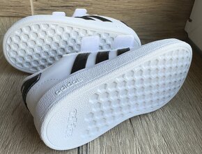 detské ADIDAS EU22-US6K,UK5.5 ako nové za 10E - 2