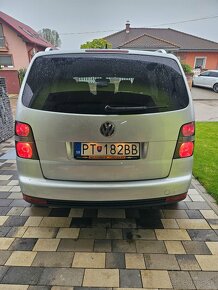 Vw Touran 2.0tdi  2009 DSG - 2