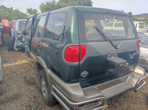 Nissan Terrano 2,7TDi - 2