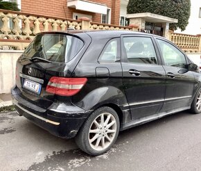 Mercedes-Benz B180 CDi - 2