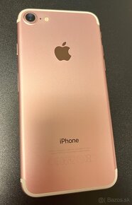 Predám iPhone 7 32GB Rose Gold - baterka 84% + kryty - 2