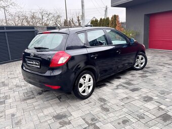 Kia Ceed 1.6Crdi facelift stresne okno - 2