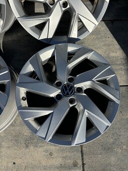 ✅5x112 r18 Tiguan Model Frankfurt - 2