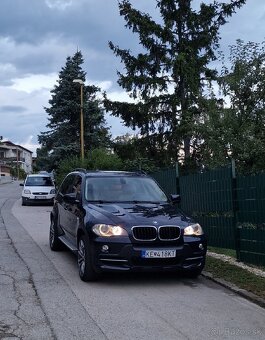 BMW X5 E70 - luxus, elegancia a štýl za pár drobných - 2