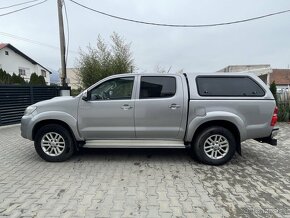 TOYOTA HILUX 3.0D-4D - PREDAJ AJ NA SPLÁTKY - 2