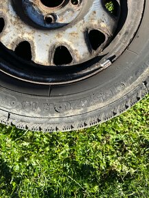 Zimné pneumatiky 165/70 R14 s puklicami - 2