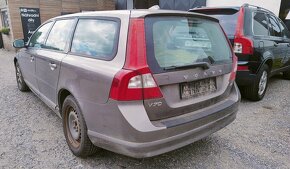 Volvo V70III D5 136kw - Náhradní díly - 2