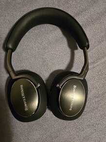 Bowers & Wilkins PX 8 - 2