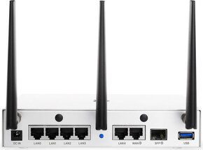 Predam spickovy WiFi 2,4 a 5 GHz router Turris Omnia 2020 - 2