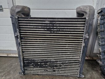 Volvo fm chladič vzduchu intercooler - 2