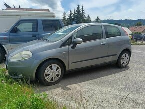 Fiat Grande Punto 1,4 benzín - 2