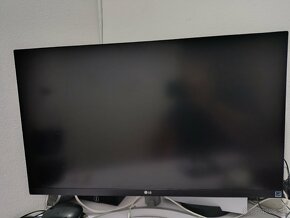 Predám 4K monitor LG 27UL600-W 27' - 2