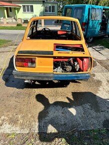 Škoda ,Renault R11 turbo, volga 21,ford cortina ,opel kadett - 2