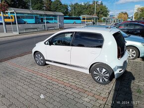 Predam volkswagen e-up - 2