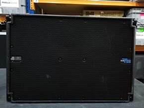 line-array reprobox dB DVA T12 - 4kus - 2